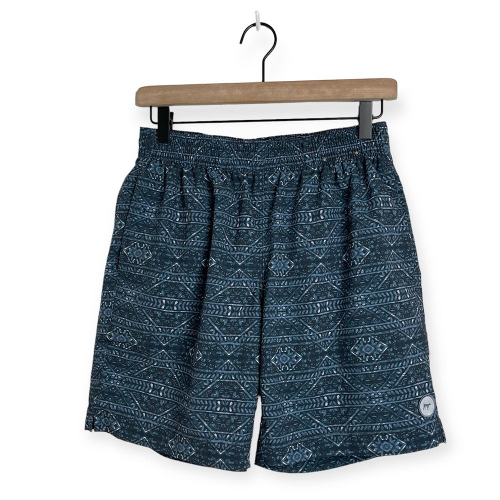 Southern Point Co. 7” Inseam Blue Geometric Patterned Swim Trunk Size S